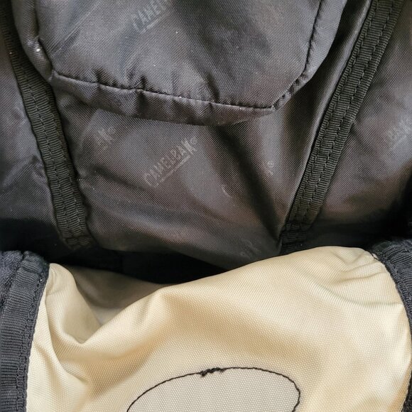 CamelBak Cycling Back Pack D Fit Zipped Compartments No Bladder - Picture 5 of 14